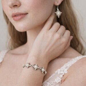 Handmade Beaded Pearl Bracelet– Ivory & Silver, New